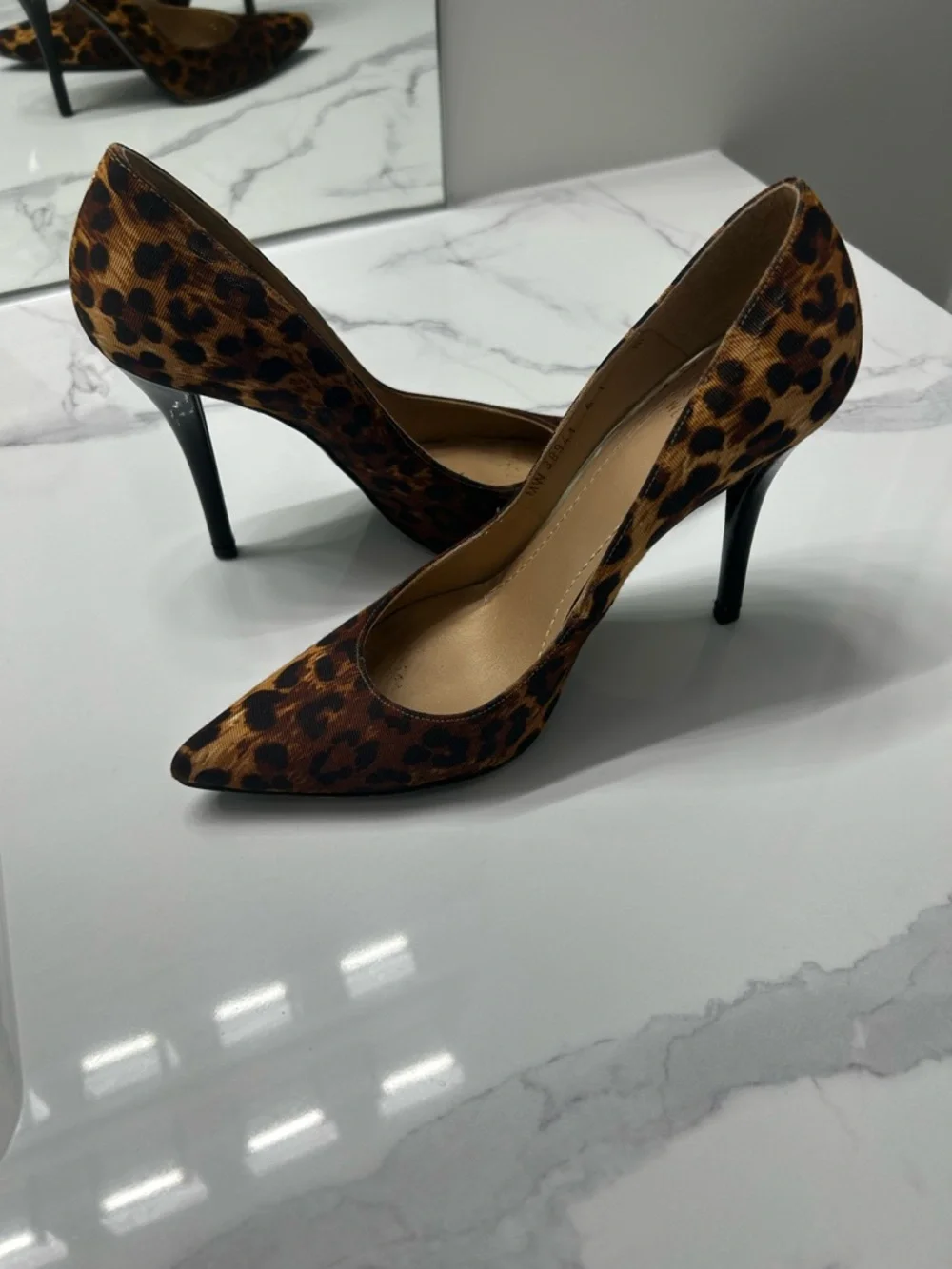 Stuart Weitzman Leopard Print Pointed Toe Stiletto Pumps - Brown/Black - Picture 4 of 7